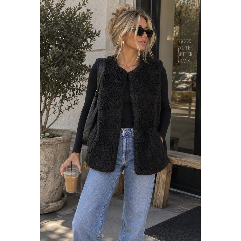 Madewell Faux Fur Sherpa Vest Women XS Black Teddy Shearling Lined Pockets